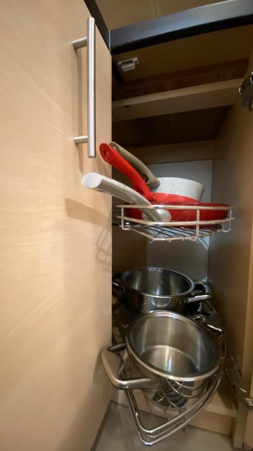 Lublinbnb - Exclusive Family Apartment ------ In The Heart Of Lublin -------------------------------- Bedroom & Living Room & Kitchen Luaran gambar