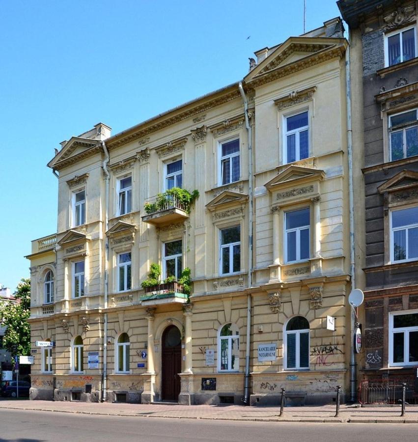 Lublinbnb - Exclusive Family Apartment ------ In The Heart Of Lublin -------------------------------- Bedroom & Living Room & Kitchen Luaran gambar